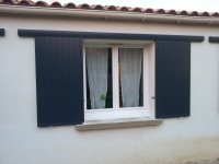 Volet coulissant gris