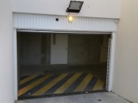Porte de parking non débordante